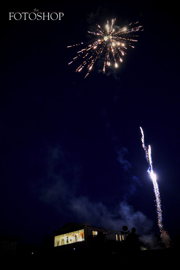 Fuegos artificiales durante la celebración.